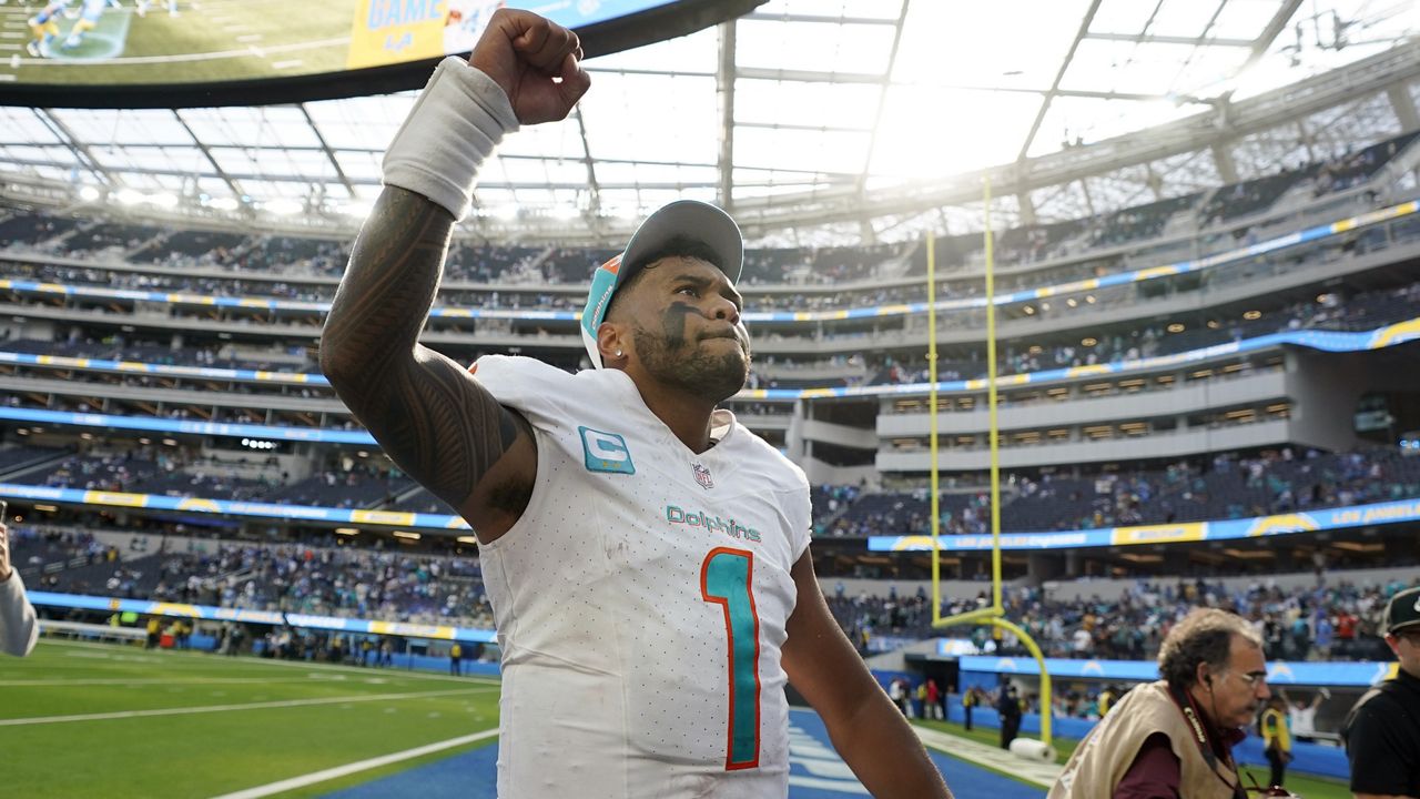 Tua Tagovailoa has another good game, Dolphins move to 2-0 with win over  Patriots