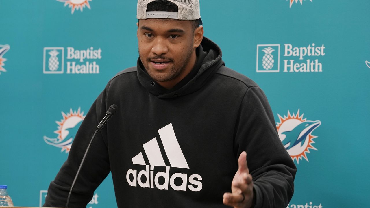 Dolphins QB Tua Tagovailoa challenged reporters to repeat a play