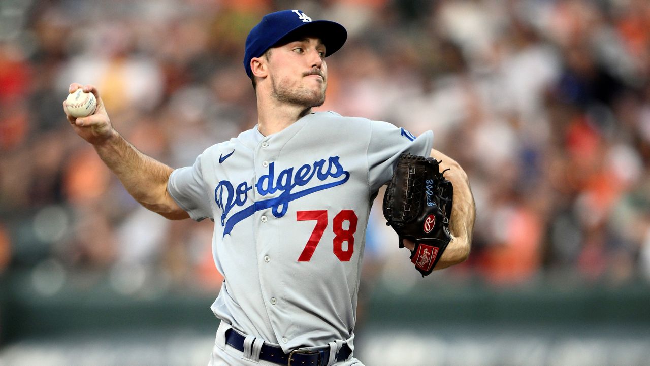 The Dodgers rout the Orioles 10-3 for 8th win in 9 games