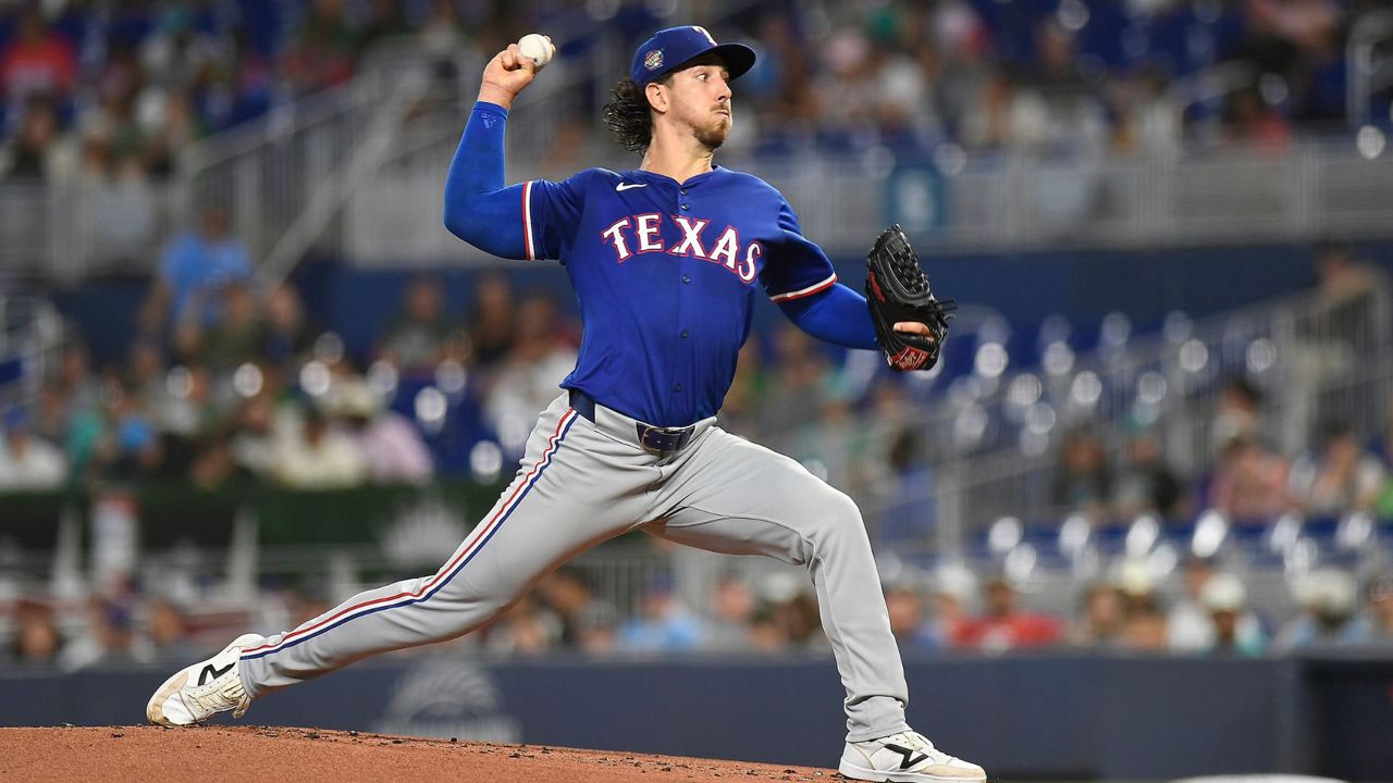 Corey Seager extends hitting streak to 14 games, Rangers beat Marlins 7-0