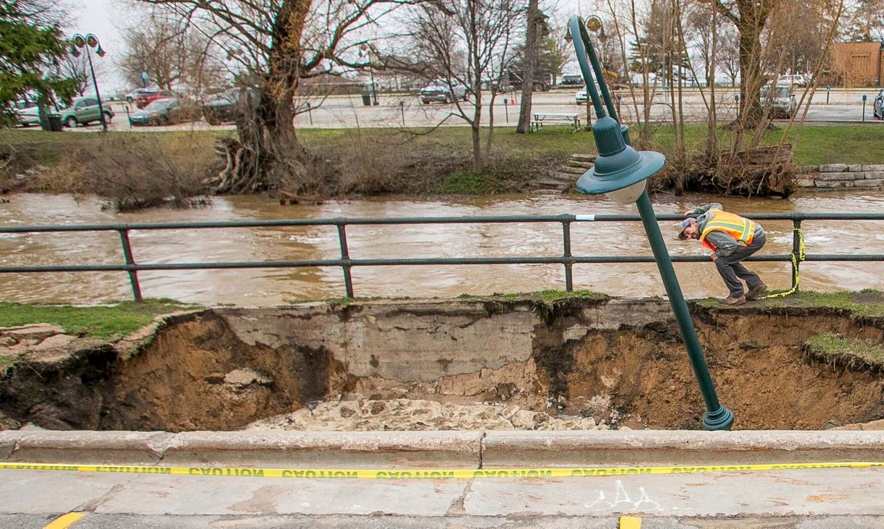 Thunderstorms rip across Michigan damaging 2 ice arenas, other structures