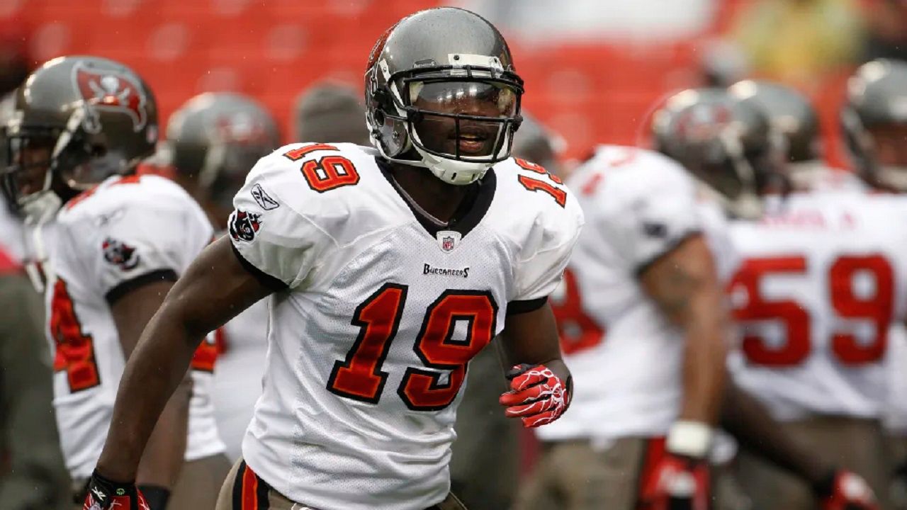 Mike Williams was a fourth-round pick of the Bucs in the 2010 NFL Draft. As a rookie, he caught 65 passes for 964 yards and 11 touchdowns to earn All-Rookie honors. (AP Photo/Evan Vucci)