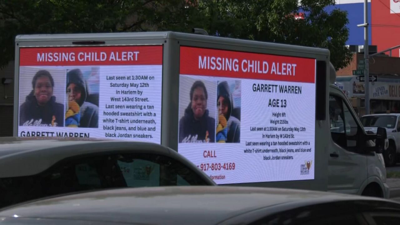 Community searches for two missing boys in Harlem