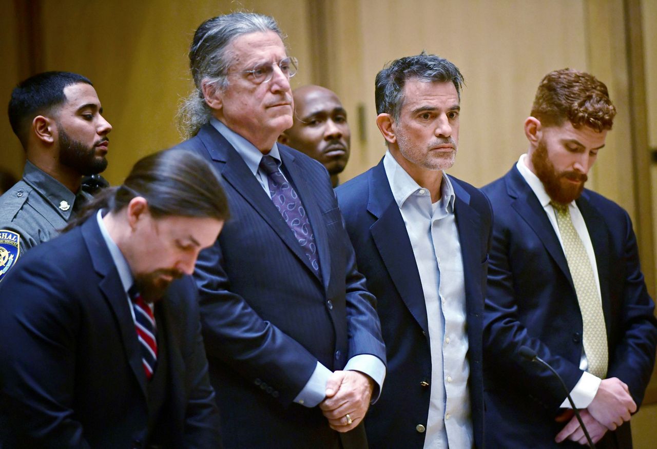 Husband to appear on murder charges in missing mother case