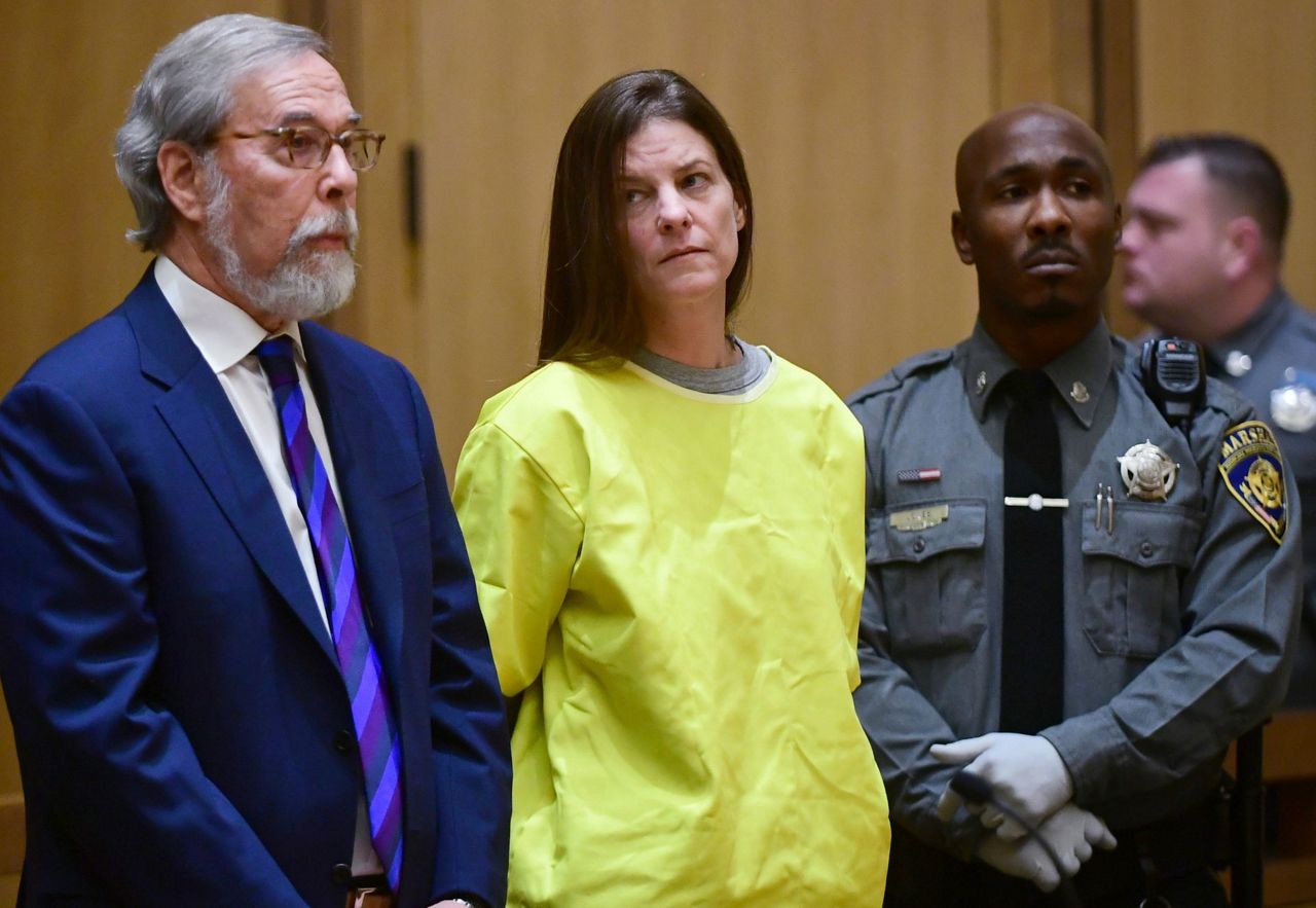 Husband to appear on murder charges in missing mother case