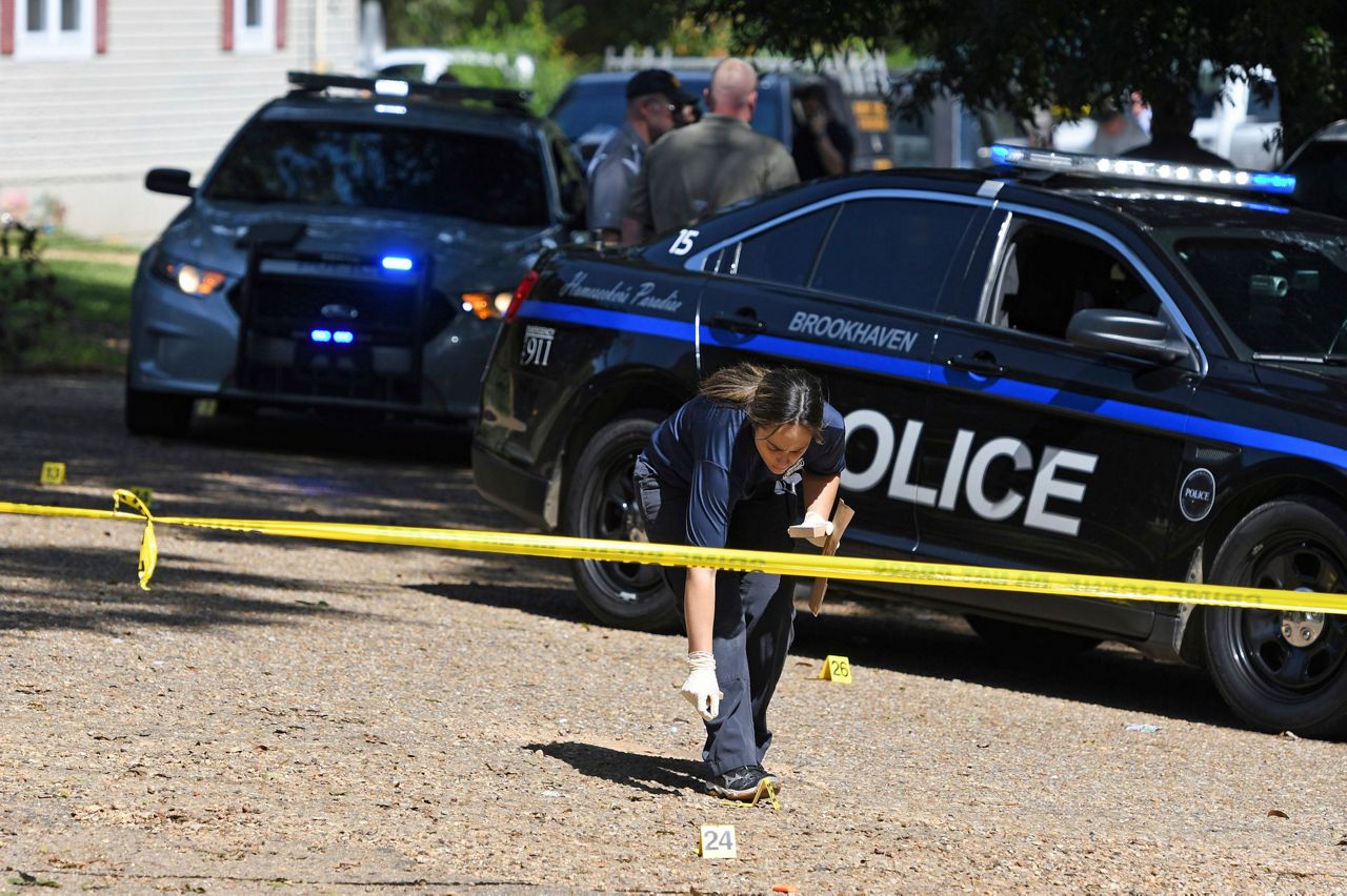 Mississippi city mourns 2 police officers killed in shooting