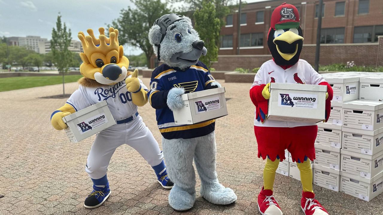 Mascots in Missouri assist in collecting voter signatures