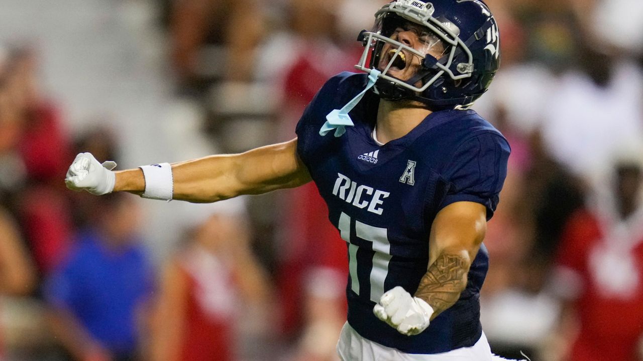 Rice stuns Houston in double OT, 43-41