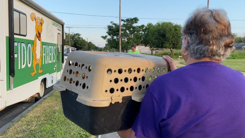 Fido Fixers help tame stray animal population in Corpus Christi. (Spectrum News 1/ Crystal Dominguez)