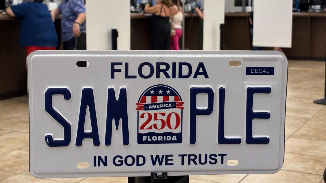 Floridians celebrate America's 250th with new license plate