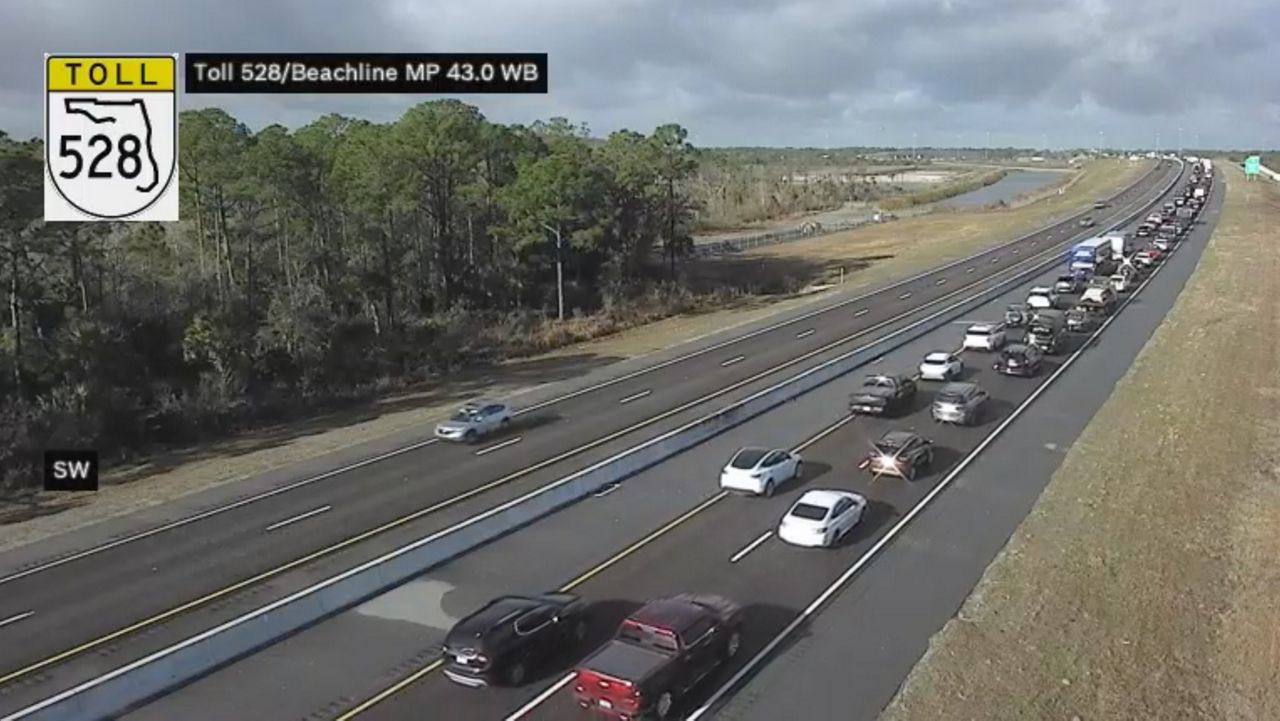 Jackknifed semitrailer causes delays on SR-528 in Brevard