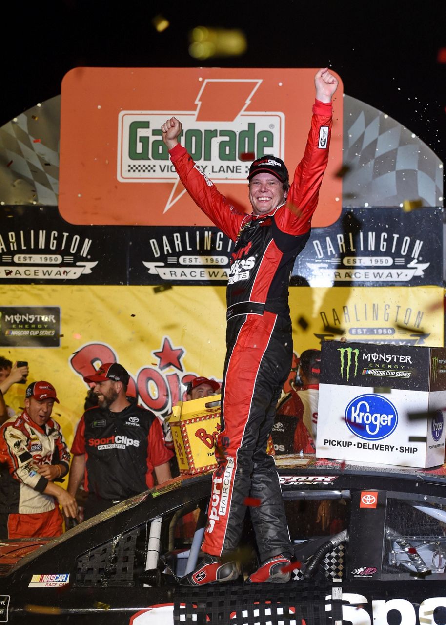 Erik Jones holds off Busch to win rain-delayed Southern 500