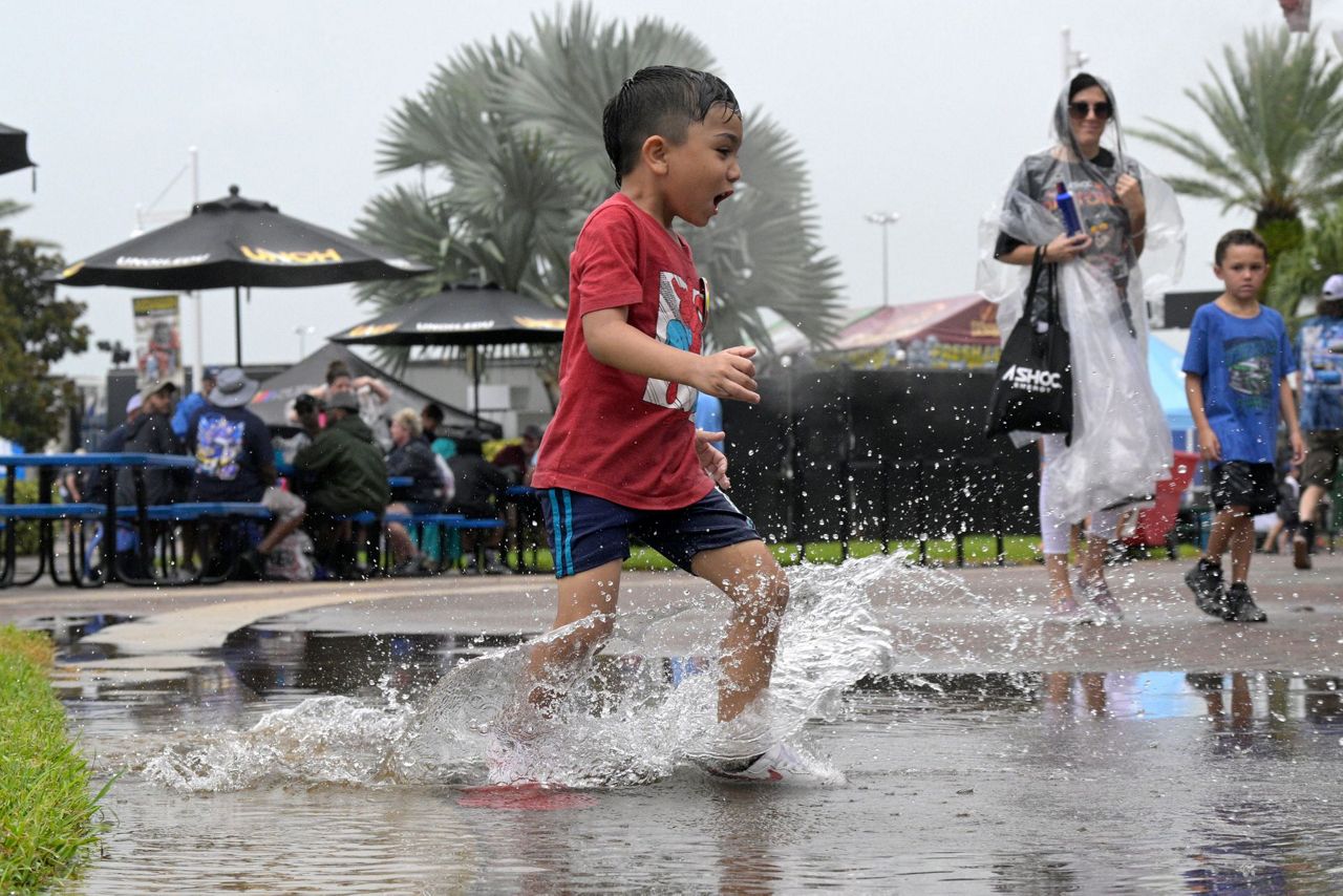 NASCAR Cup race at Daytona rained out, moved to Sunday