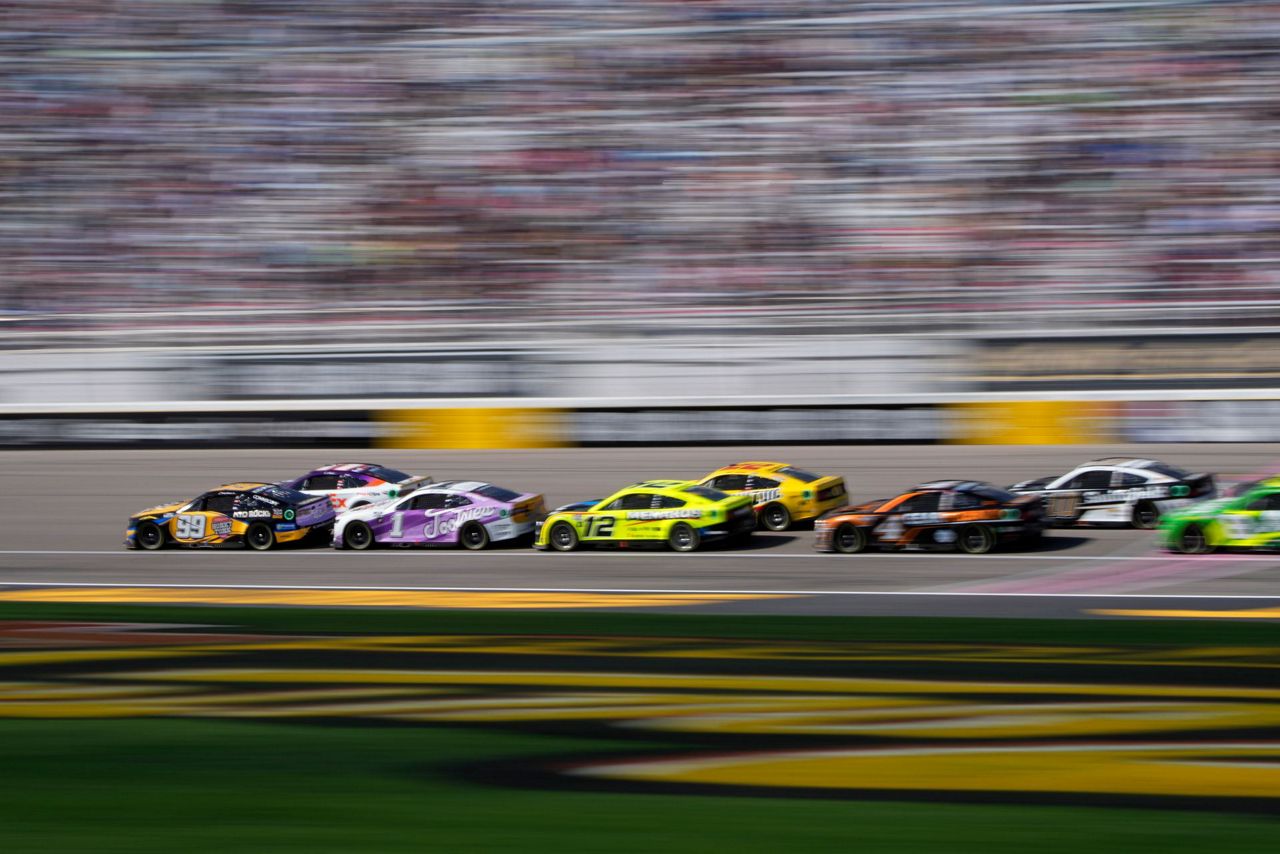Logano wins at Las Vegas to earn spot in NASCAR title race