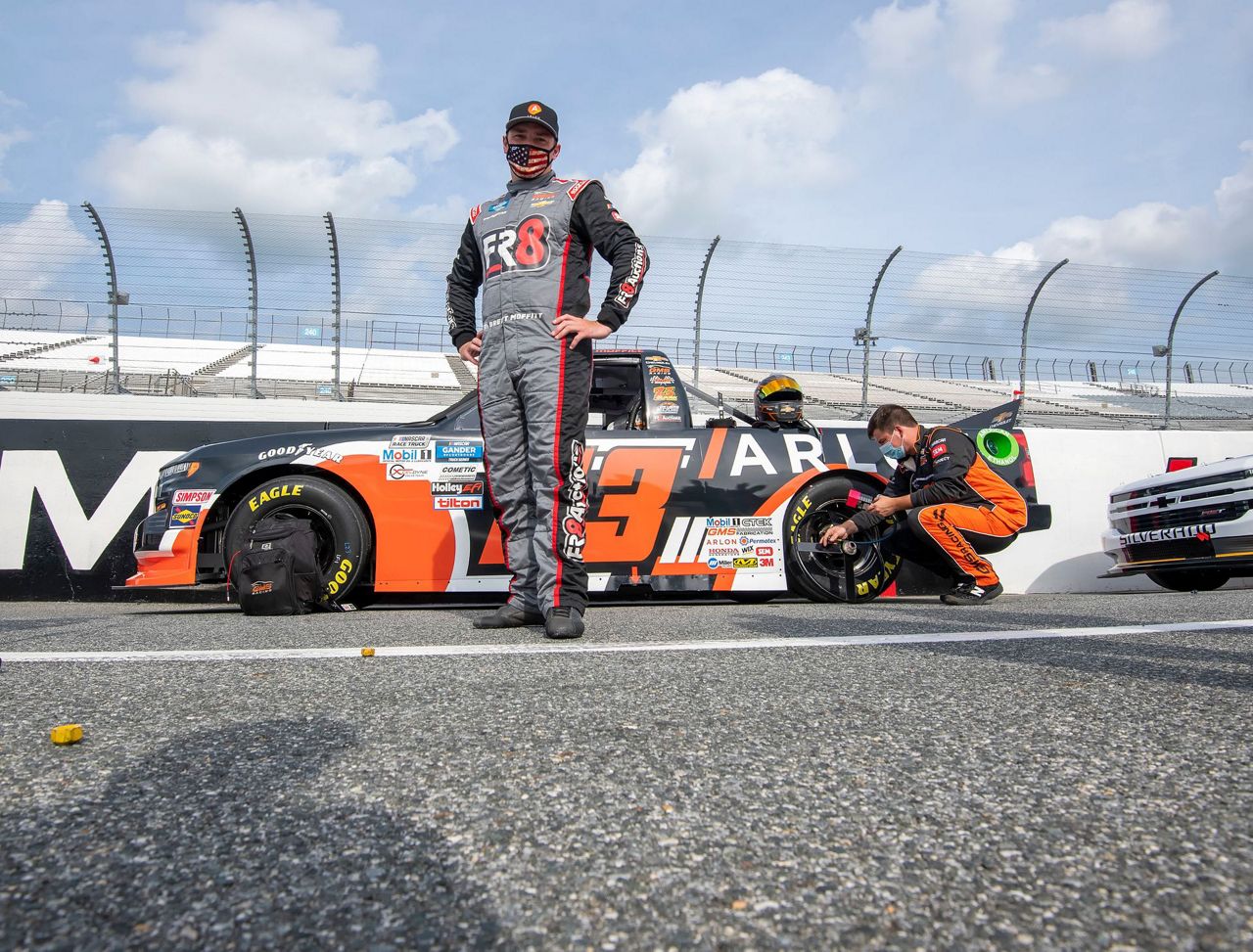 Rough racing sets up aggressive Truck Series title race