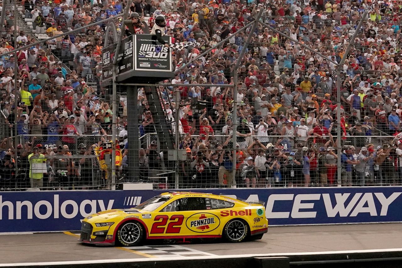 Joey Logano beats Kyle Busch in overtime at Gateway