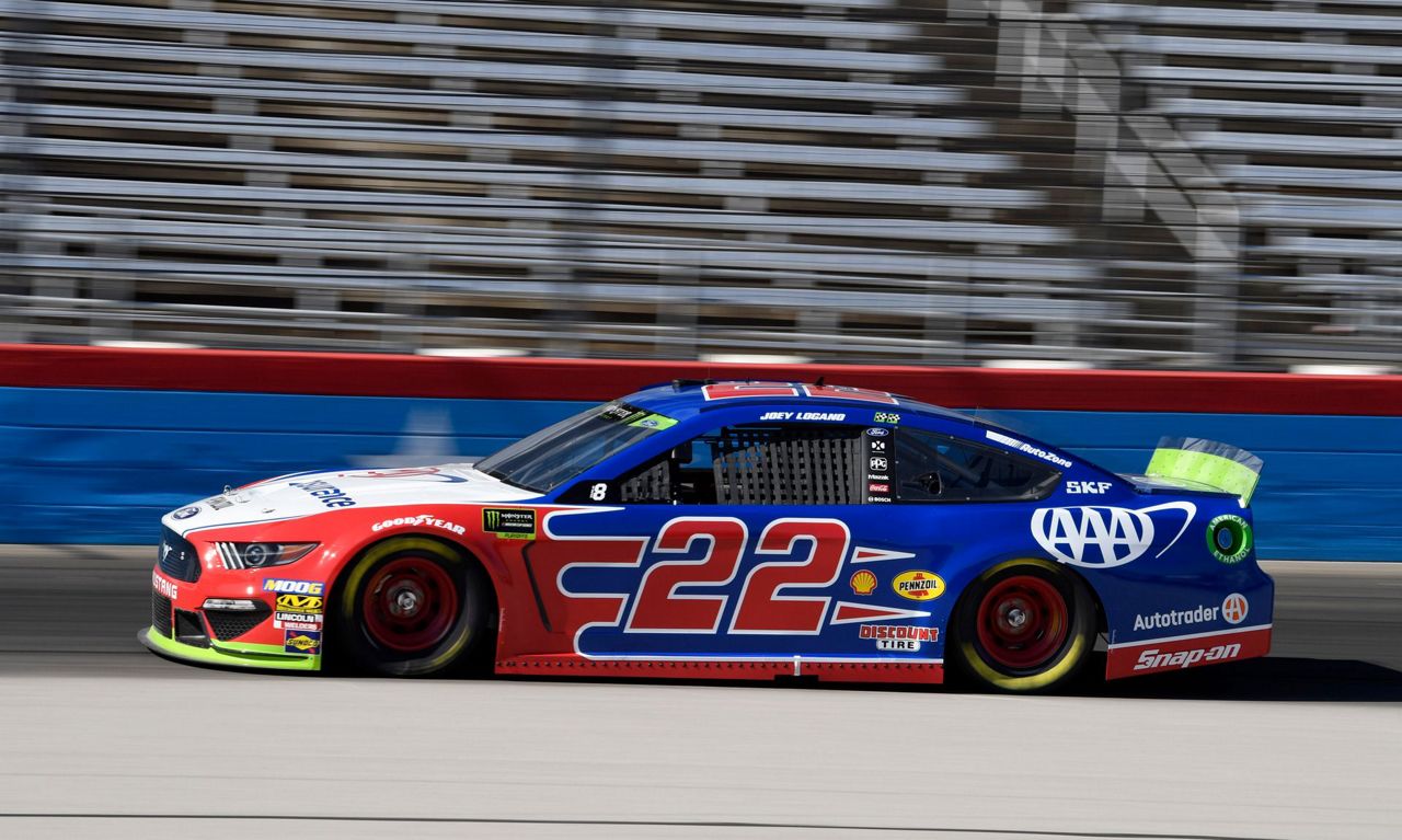 Logano in another rift as he eyes title shot at Texas