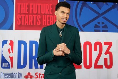 Live updates, NBA Draft starts with the annual fashion