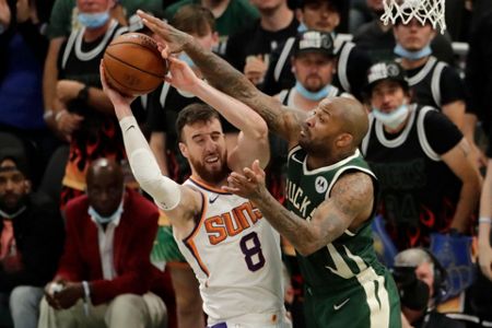 Bucks Blowout: Giannis Has 41, Suns' NBA Finals Lead Now 2-1