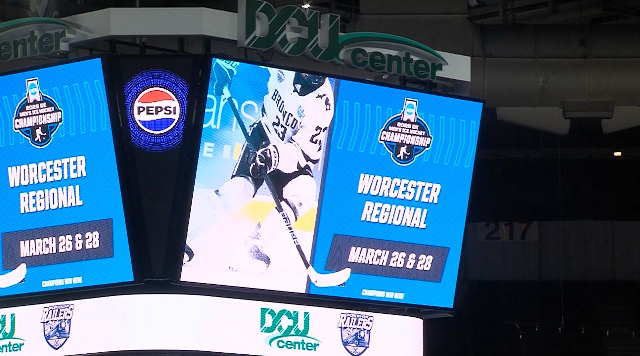 Excitement builds ahead of NCAA Hockey Regional at DCU Center