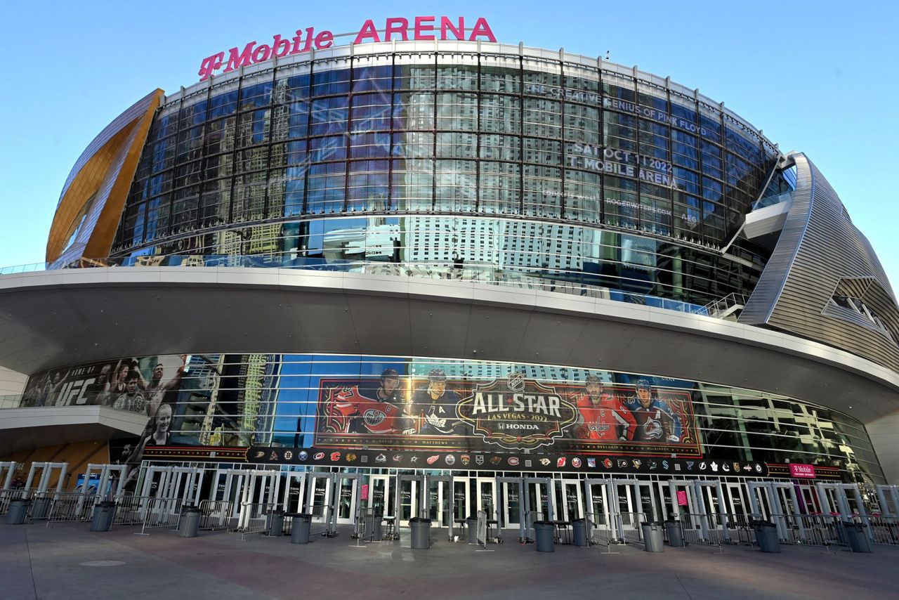 Sports bets abound, NCAA now embraces Vegas in March Madness