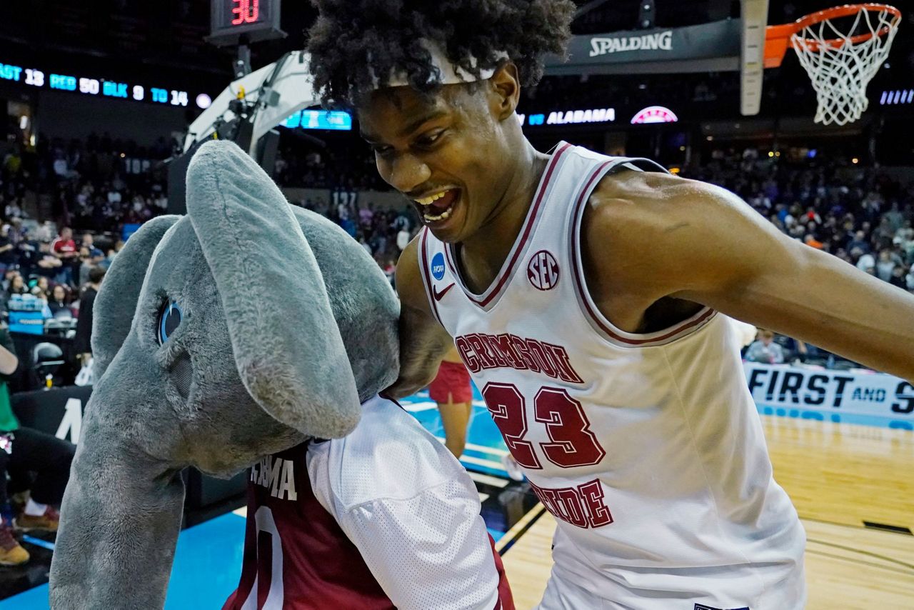 march-madness-tv-ratings-slightly-up-over-last-year-despite-sunday-s