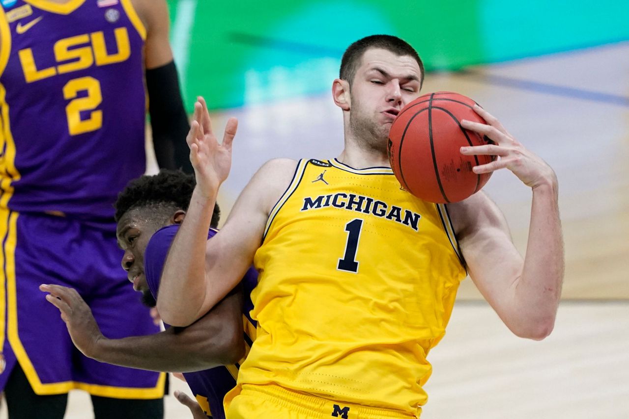 Michigan seeks to keep the Big Ten alive in NCAAs