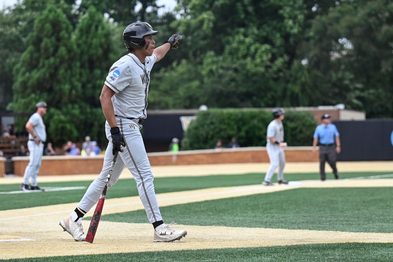 Wake Forest Virginia Win Super Regionals To Join Florida Tcu In