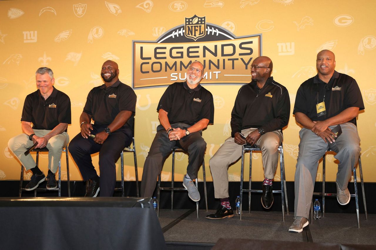 NFL’s Legends Community reaches 10,000 members