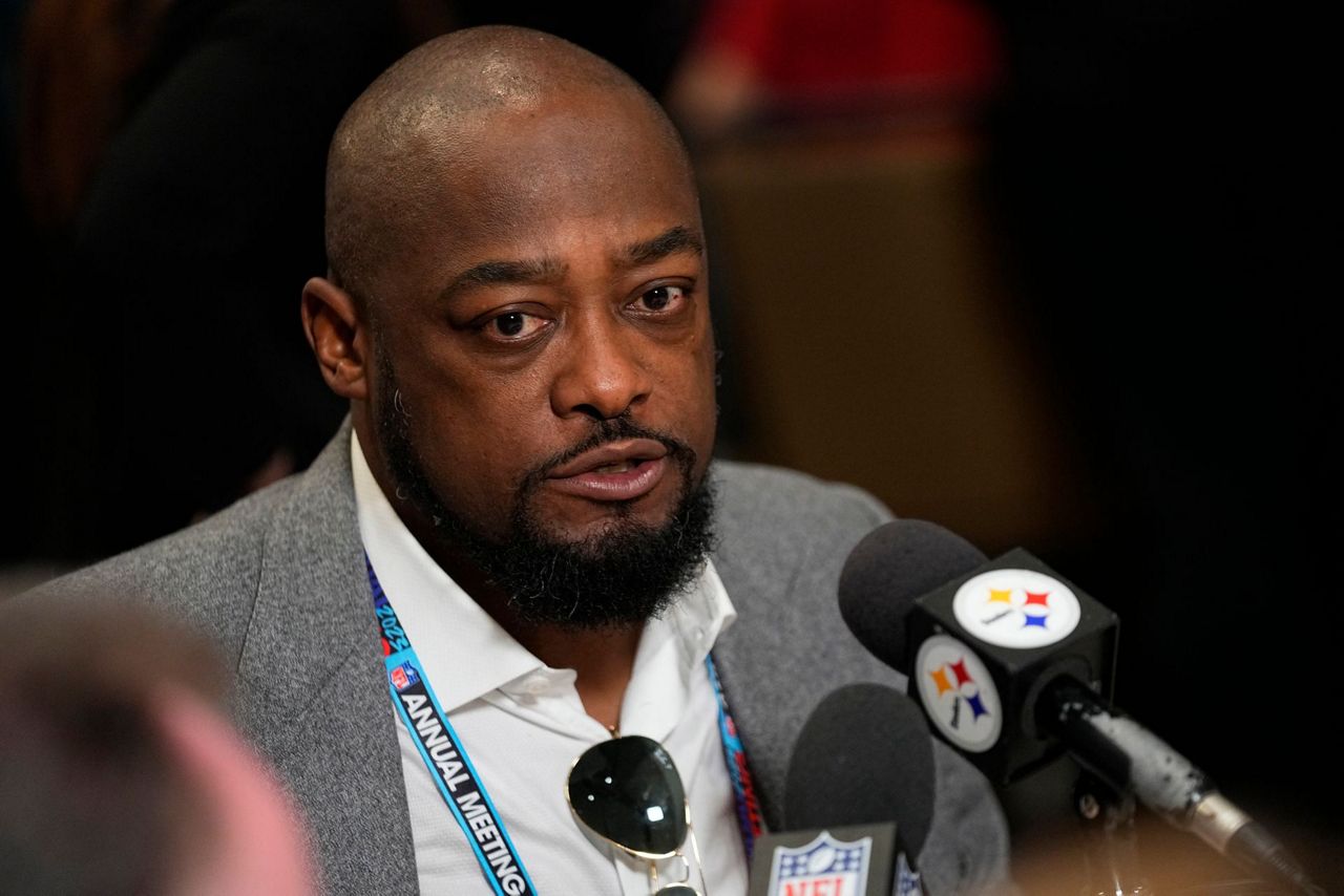 NFL hits highs in diverse executives, lacks in head coaches