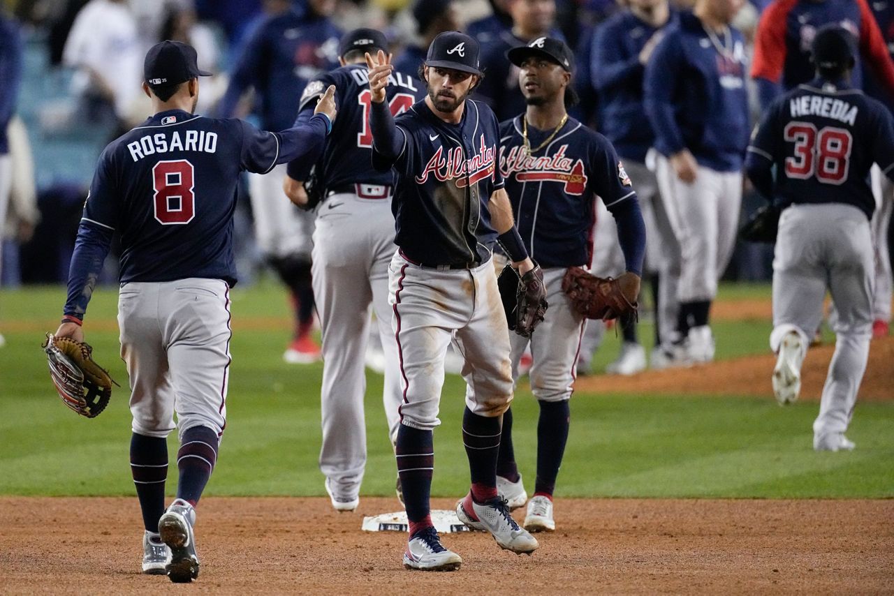 Rosario homers twice, leads Braves to 3-1 NLCS lead over Dodgers