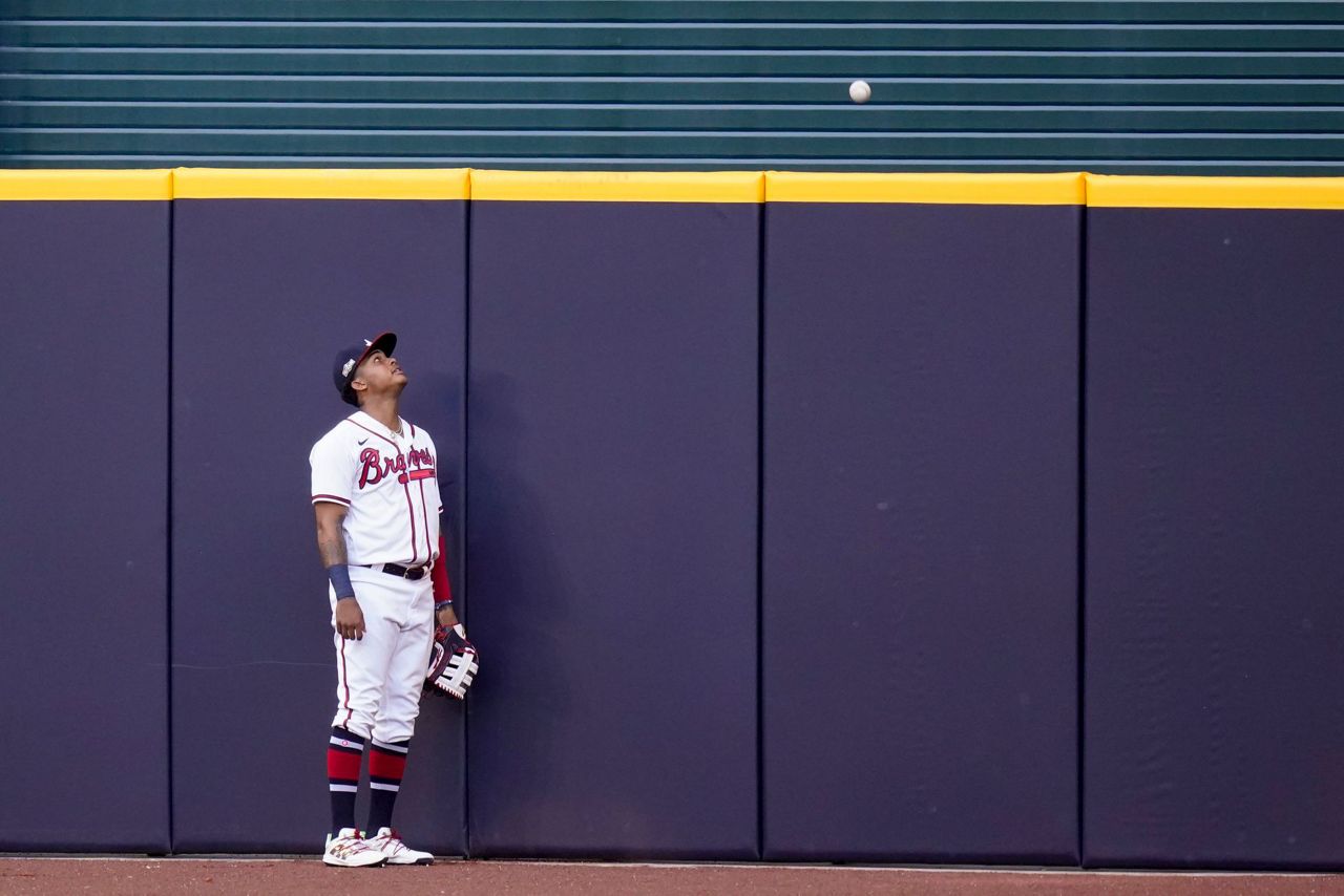 Defending champion Braves not themselves in Game 1 NLDS loss