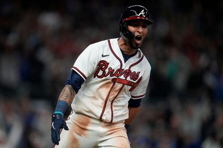 Late-night magic: Braves beat Dodgers 5-4, lead NLCS 2-0 – KGET 17