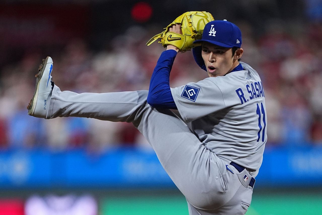 Dodgers might have found a postseason closer in Japanese rookie Roki Sasaki