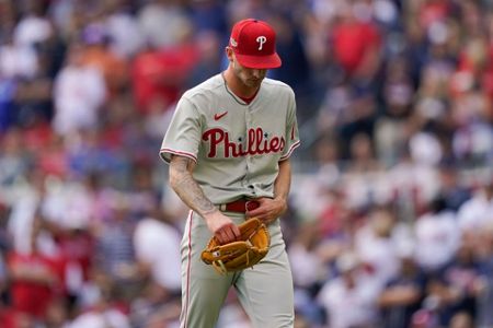 Phillies pitcher Robertson injured celebrating, off NLDS roster