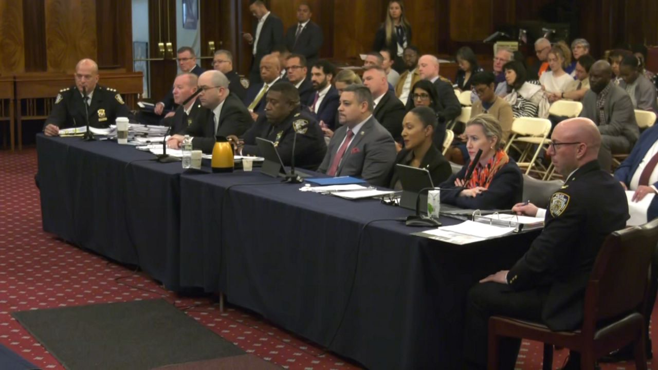 City Council grills NYPD over social media, budget