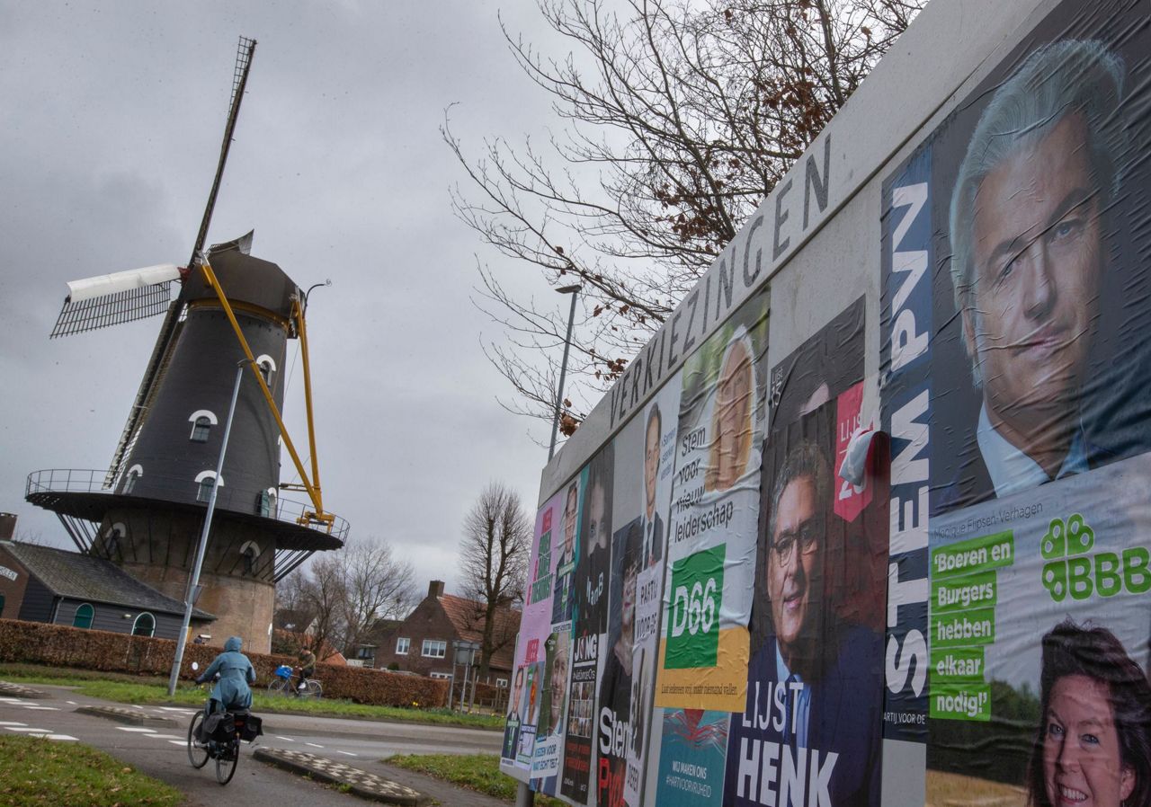 Voters go to polls on final day of virushit Dutch election