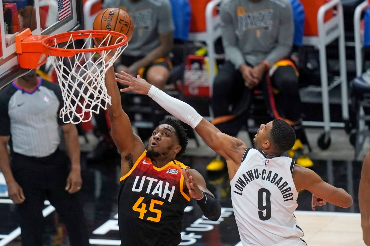 Mitchell scores 27, Jazz rout shorthanded Nets 11888