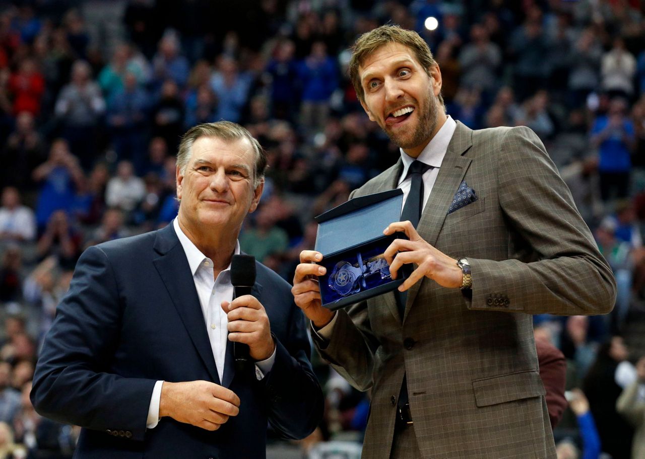 Nowitzki eyes December for start of 21st season with Mavs