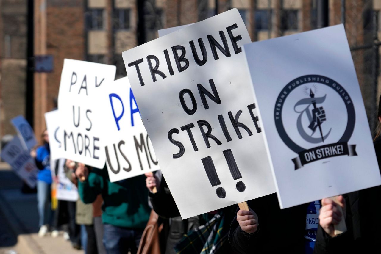More than 200 staffers with Chicago Tribune and 6 other newsrooms begin ...