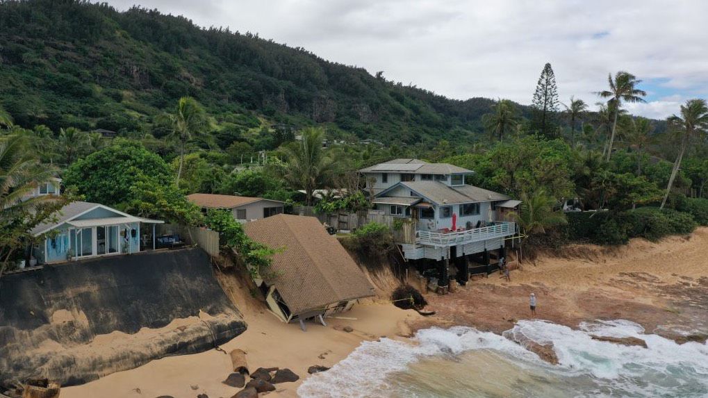 North Shore landowners have been fined millions of dollars for erecting unauthorized seawalls and other barriers to protect their homes from rising sea levels and erosion. (Department of Land and Natural Resources)