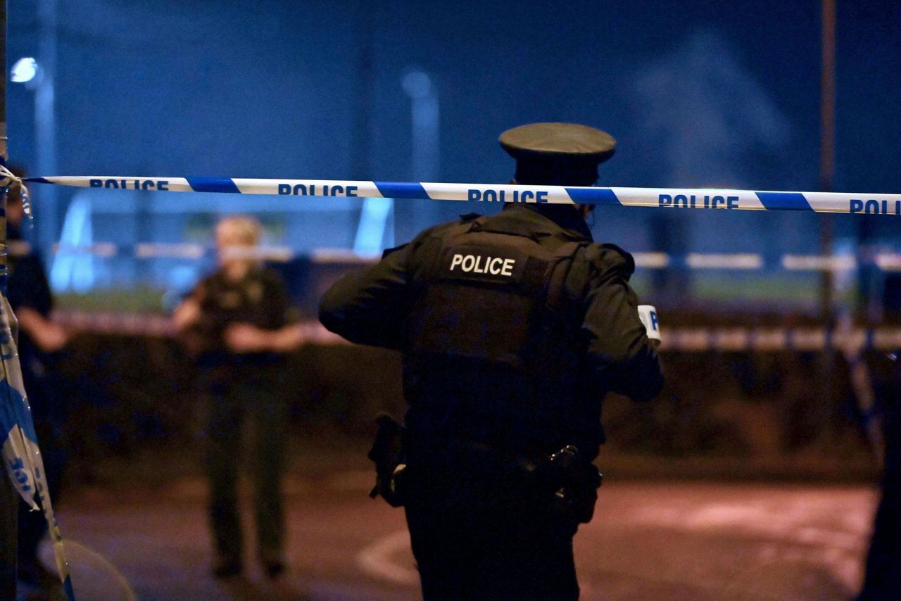 IRA dissidents suspected of shooting N Ireland detective