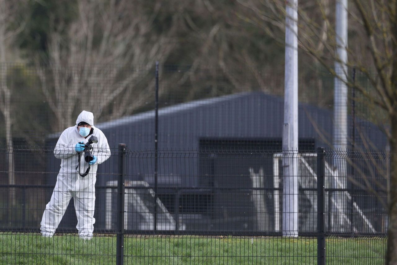 IRA dissidents suspected of shooting N Ireland detective