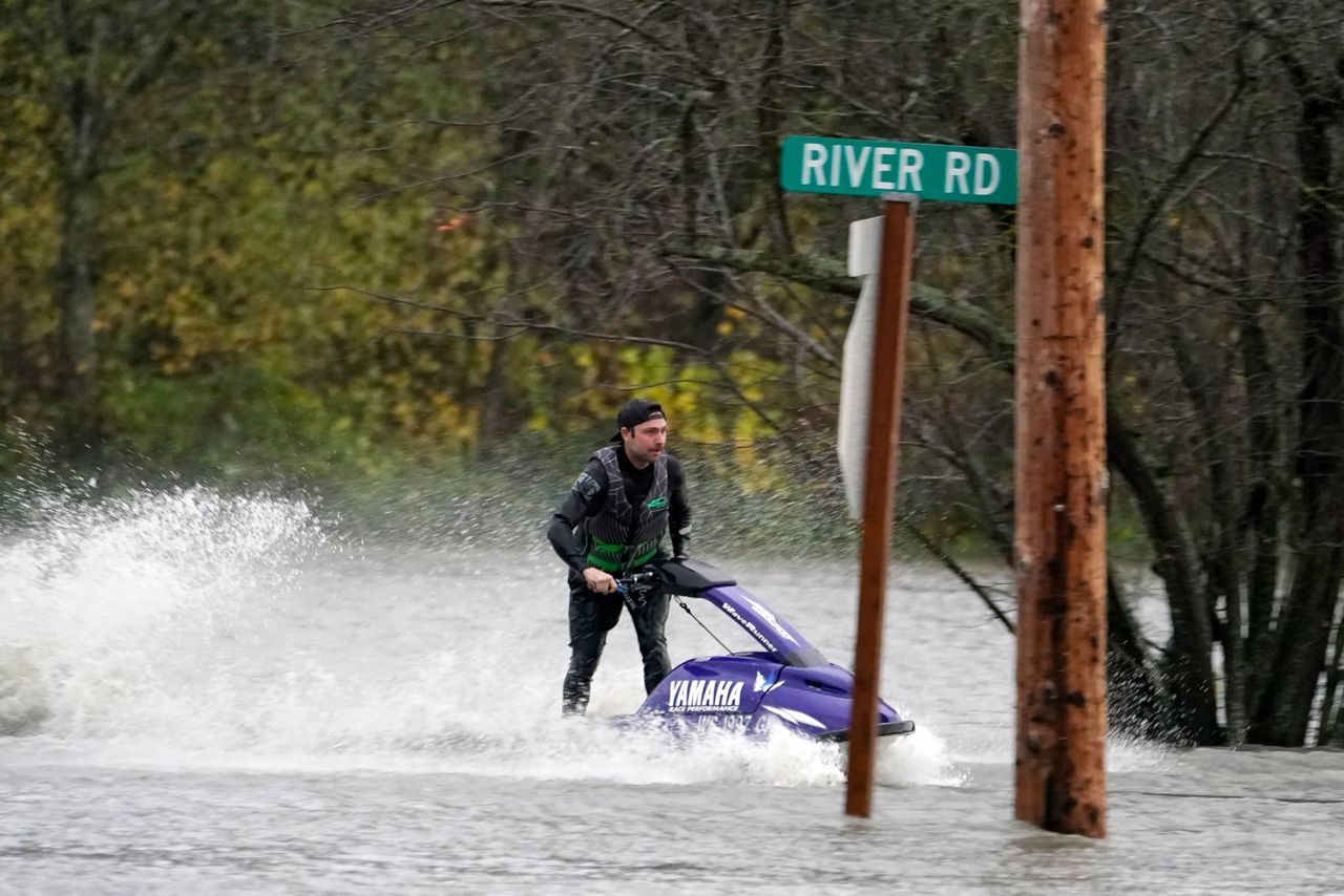 Heavy rains bring flooding, evacuations in Pacific Northwest