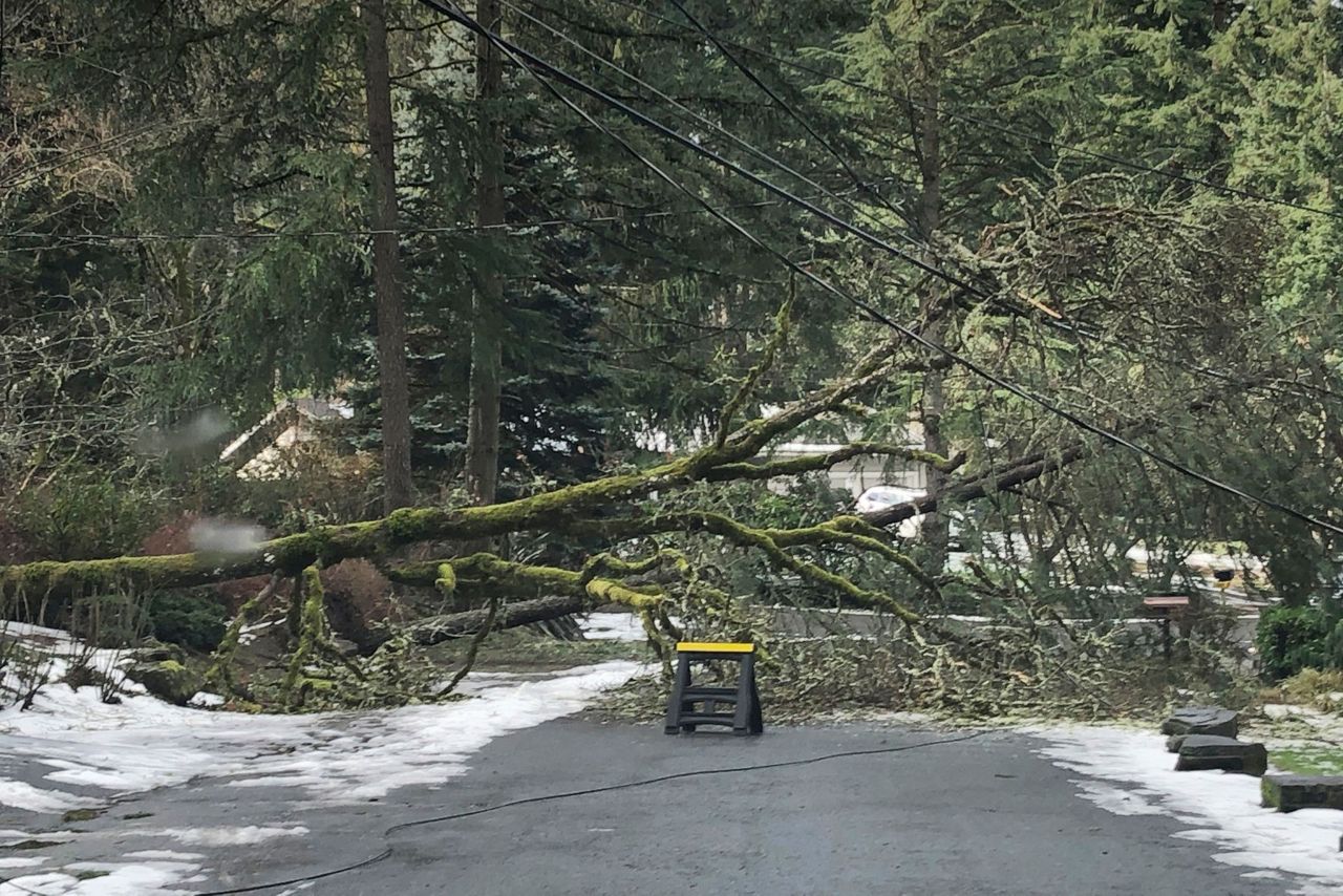 Oregon power outage 'Most dangerous conditions' ever seen