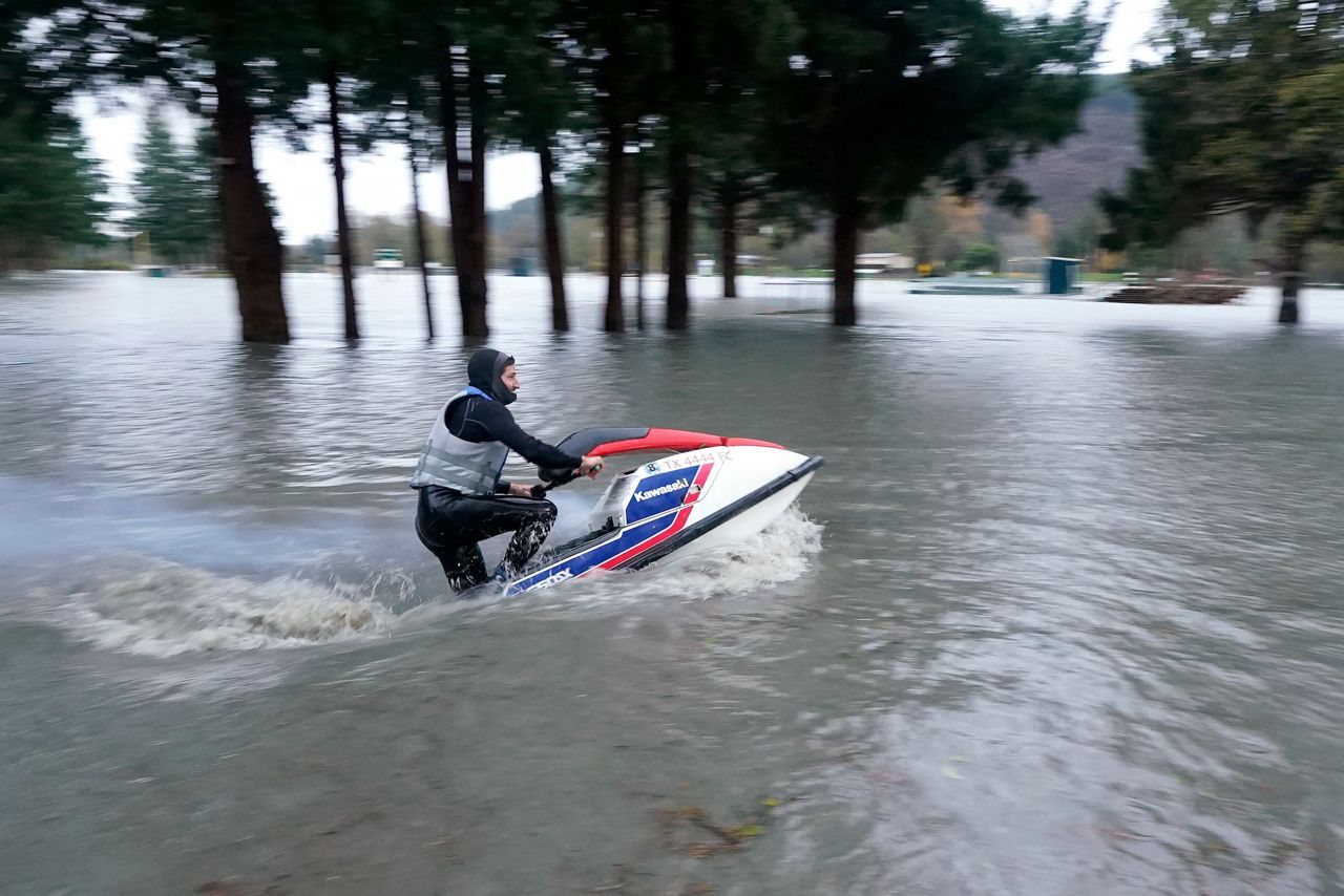 Heavy rains bring flooding, evacuations in Pacific Northwest