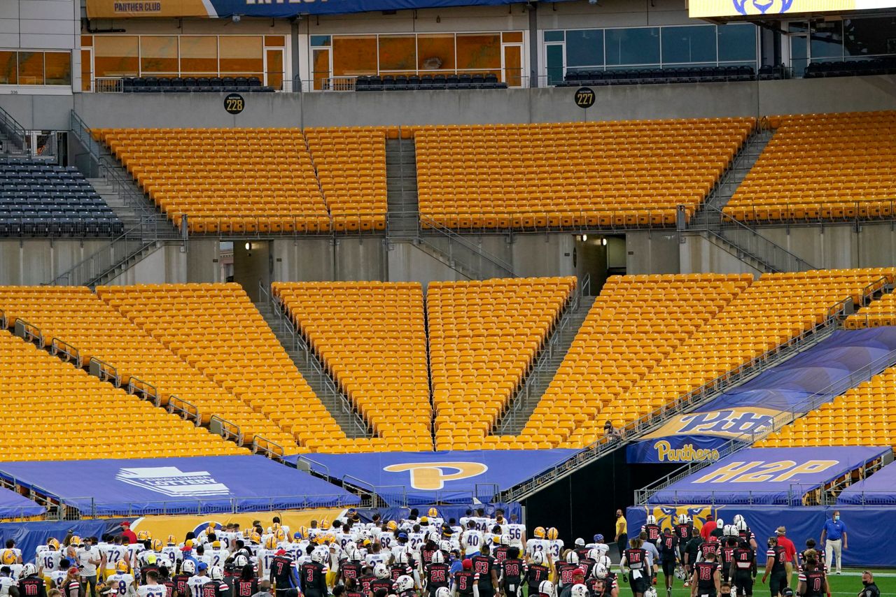 No. 5 Notre Dame basks in its unusual home 'crowd'