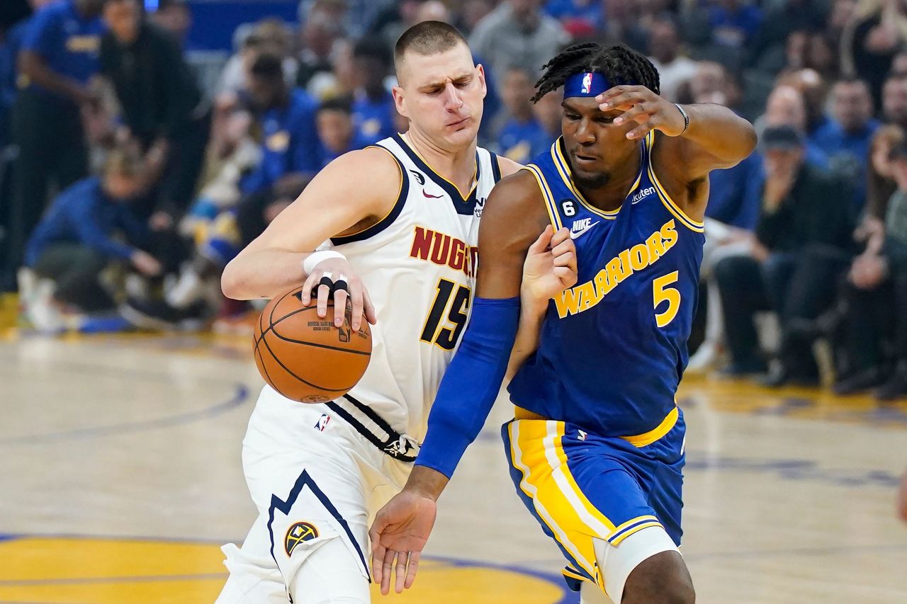 Nikola Jokic notches tripledouble as Nuggets top Warriors