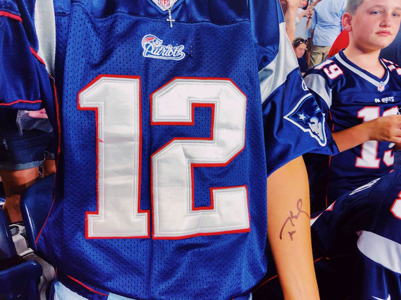 Patriots fan turns Tom Brady's autograph into a tattoo