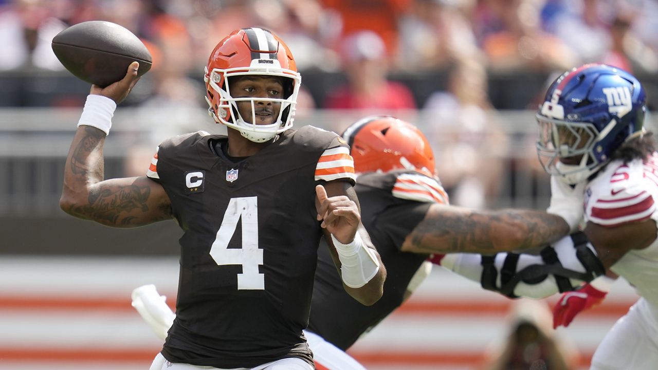 Cleveland Browns quarterback Deshaun Watson